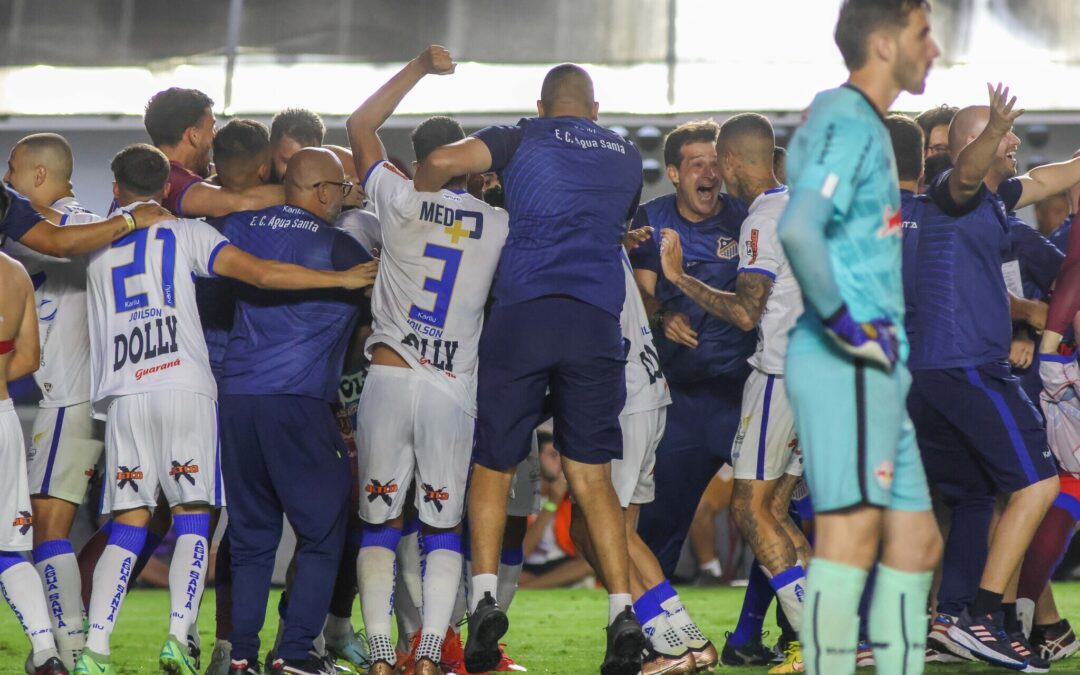 Nos pênaltis, Água Santa vence Red Bull Bragantino, avança no Paulista e faz história