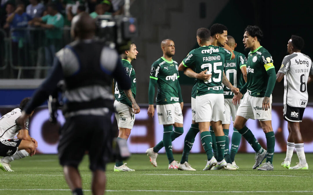 Palmeiras empata, chega às quartas e faz história na Conmebol Libertadores